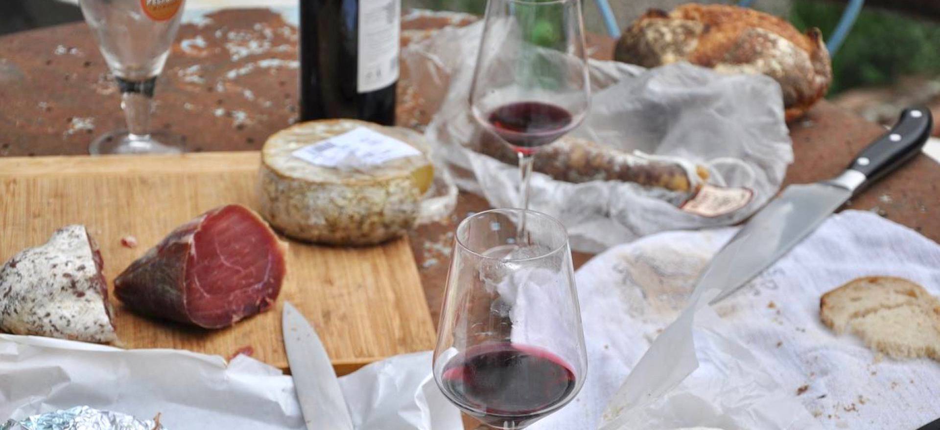 Agriturismo Tuscany Agriturismo with restaurant near the Tuscan coast