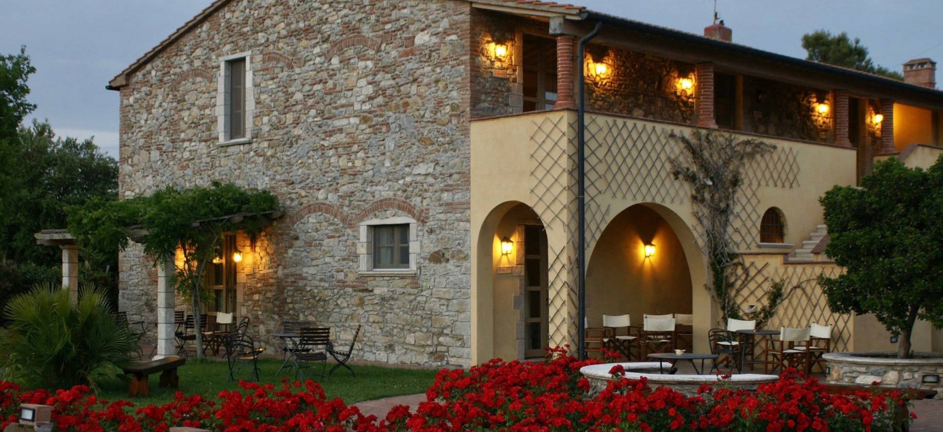 Agriturismo Tuscany Agriturismo with restaurant near the Tuscan coast