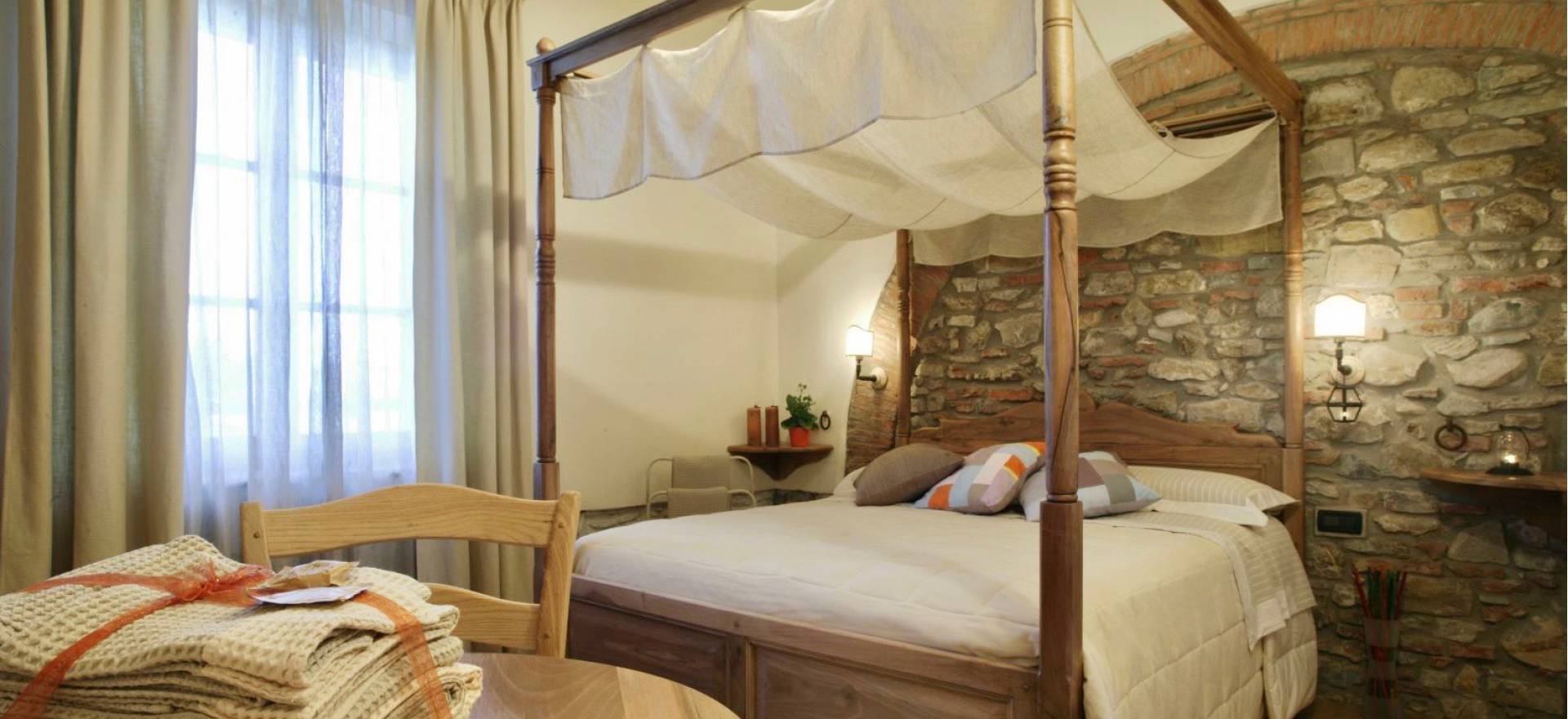 Agriturismo Tuscany Agriturismo with restaurant near the Tuscan coast