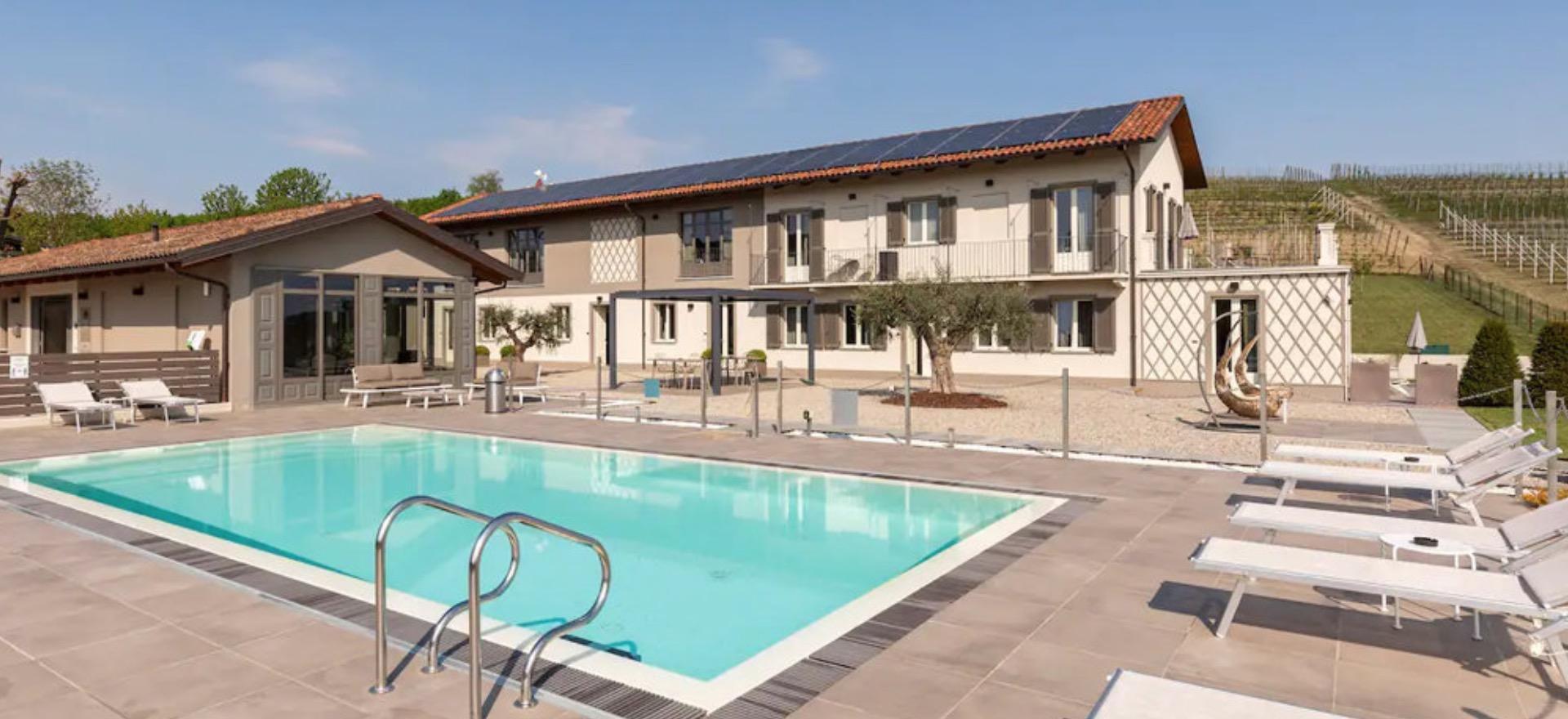 Agriturismo Piedmont Apartments with swimming pool in Piedmont