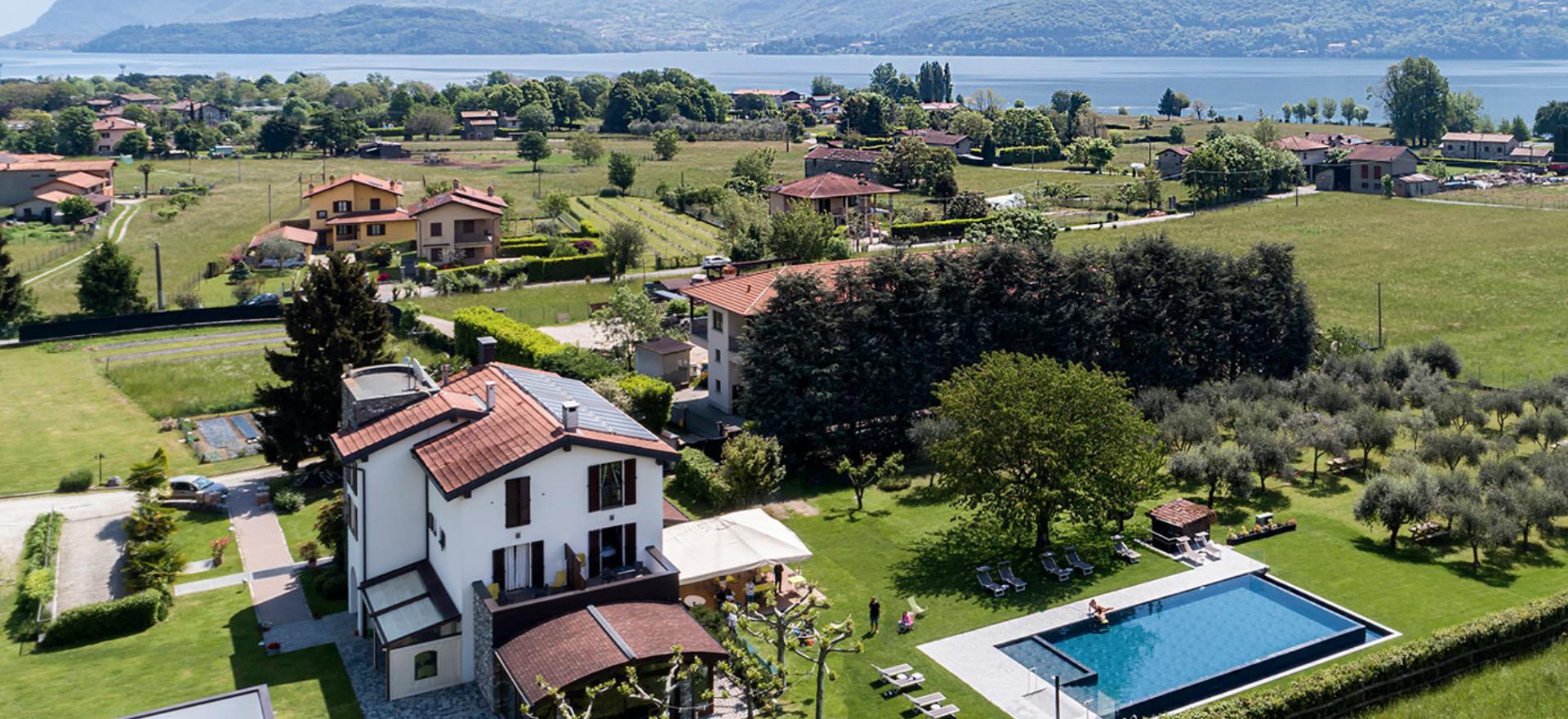 Agriturismo Lake Como and Lake Garda Charming agriturismo at walking distance of Lake Como
