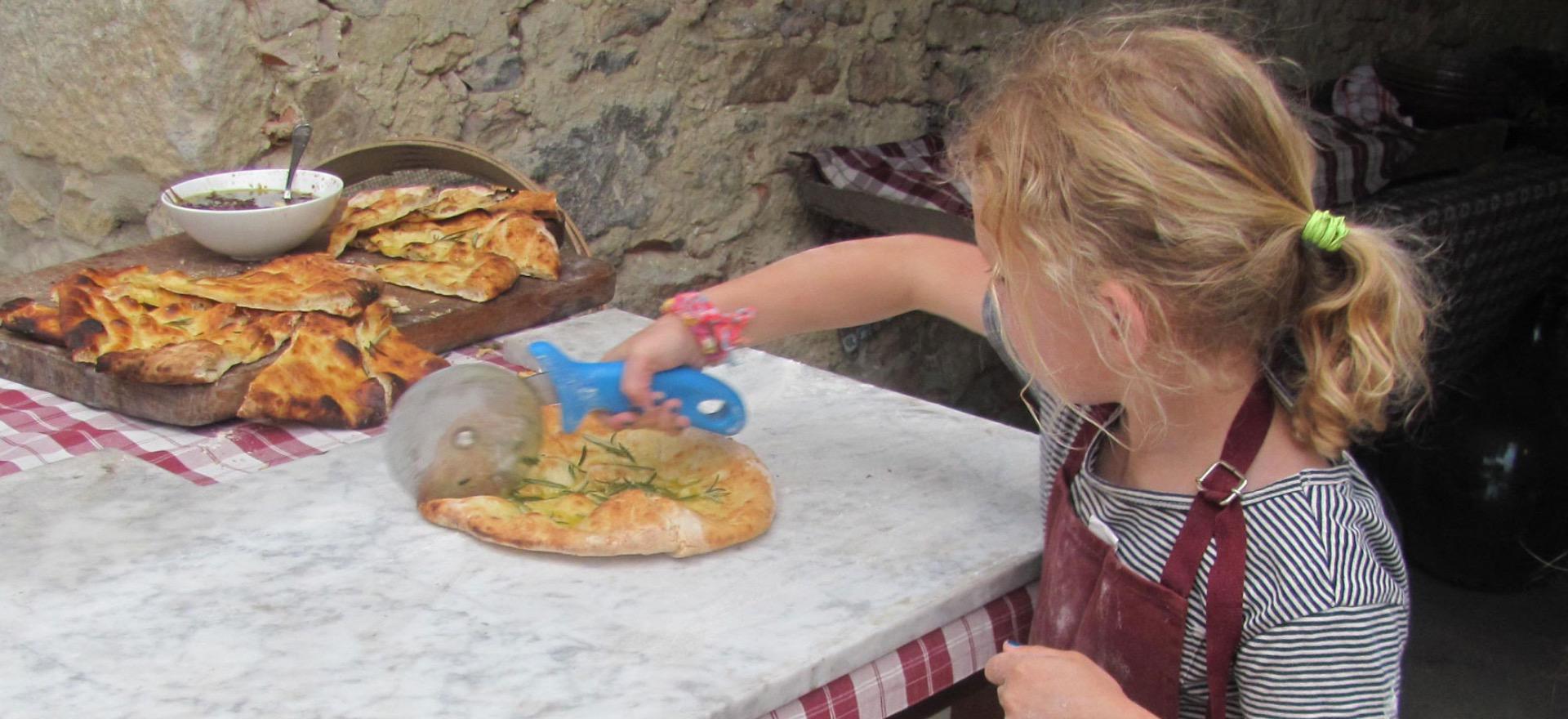 Agriturismo Tuscany Child-friendly agriturismo in Tuscany with restaurant