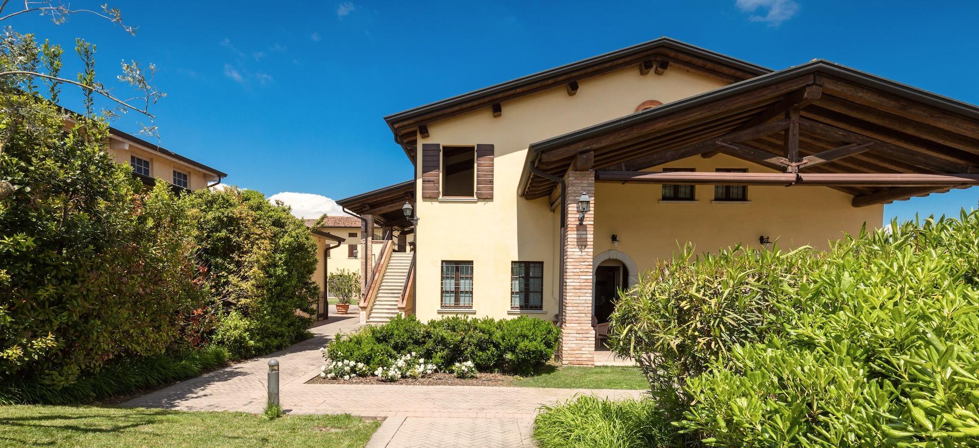 Agriturismo Lake Como and Lake Garda Child-friendly agriturismo Lake Garda – among the vineyards
