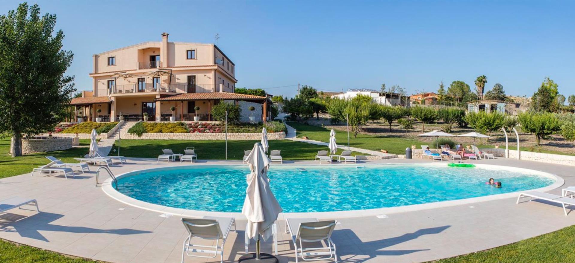 Agriturismo Sicily Child friendly agriturismo Sicily with beautiful pool