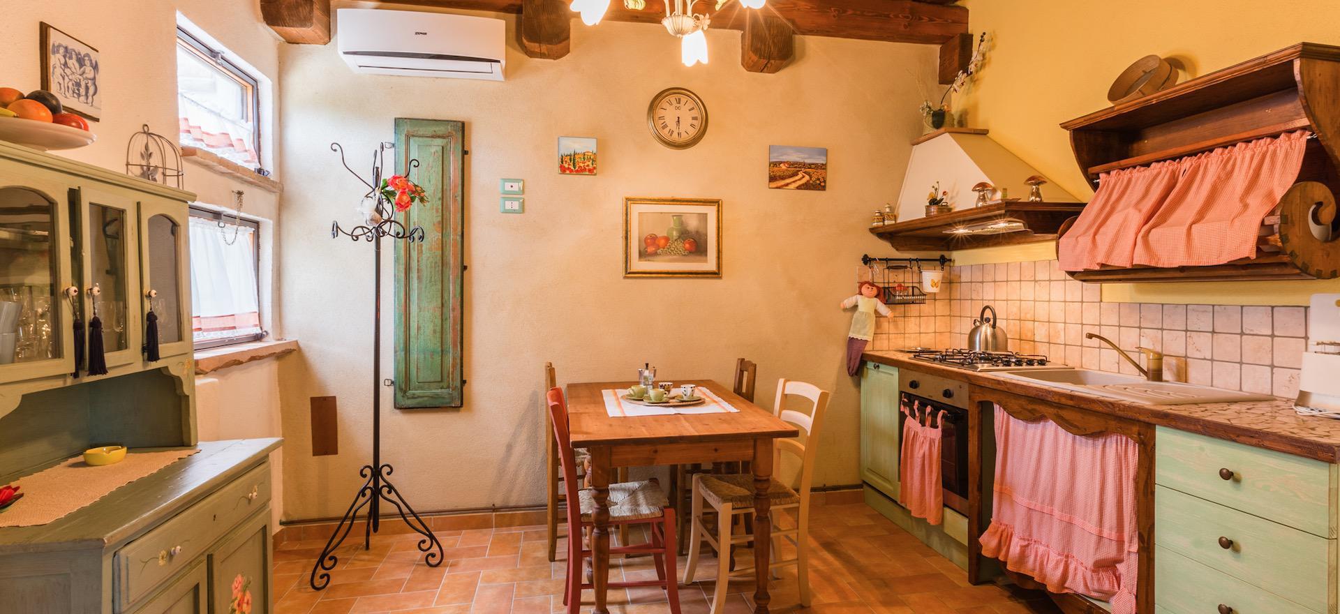 Agriturismo Marche Cosy agriturismo near authentic village in Marche