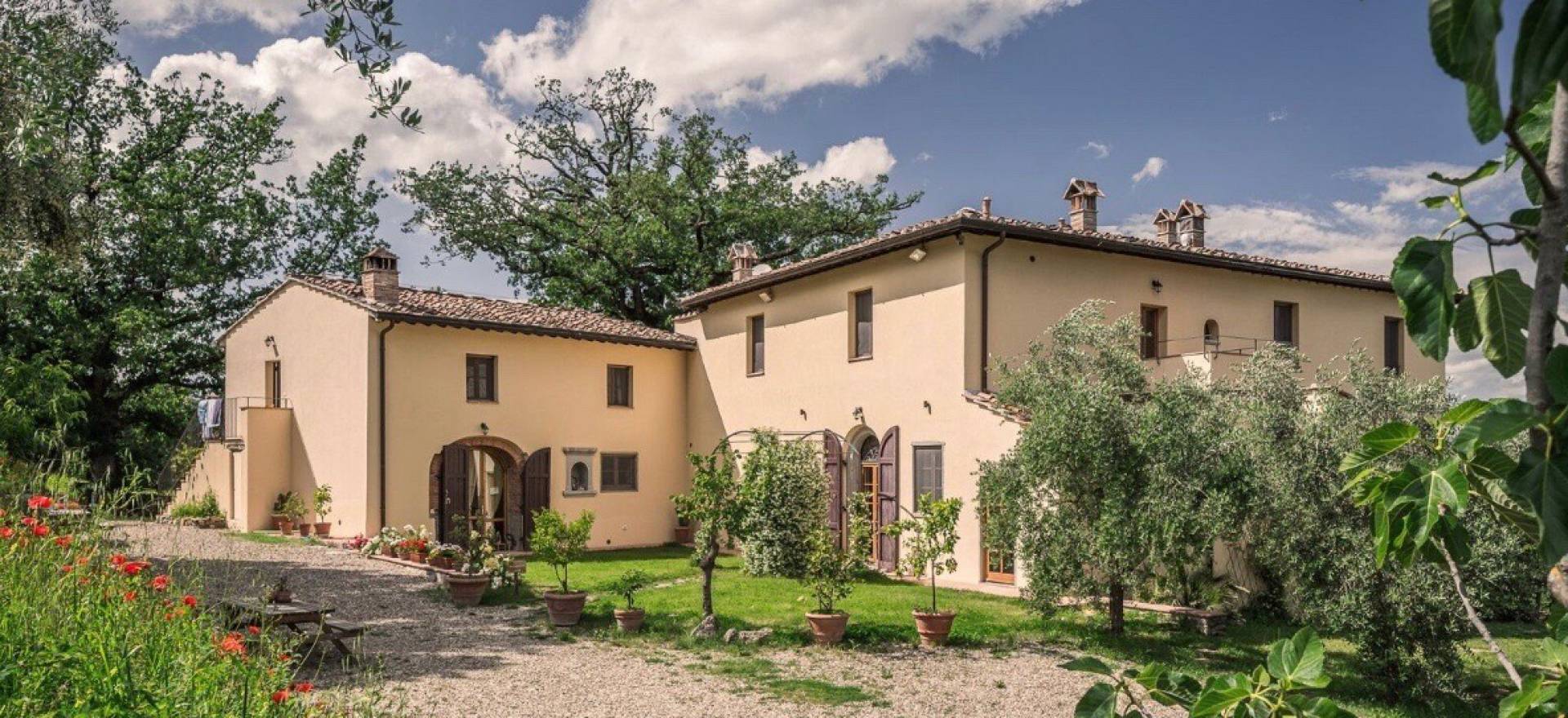 Agriturismo Tuscany Cozy agriturismo in the Chianti region near Florence