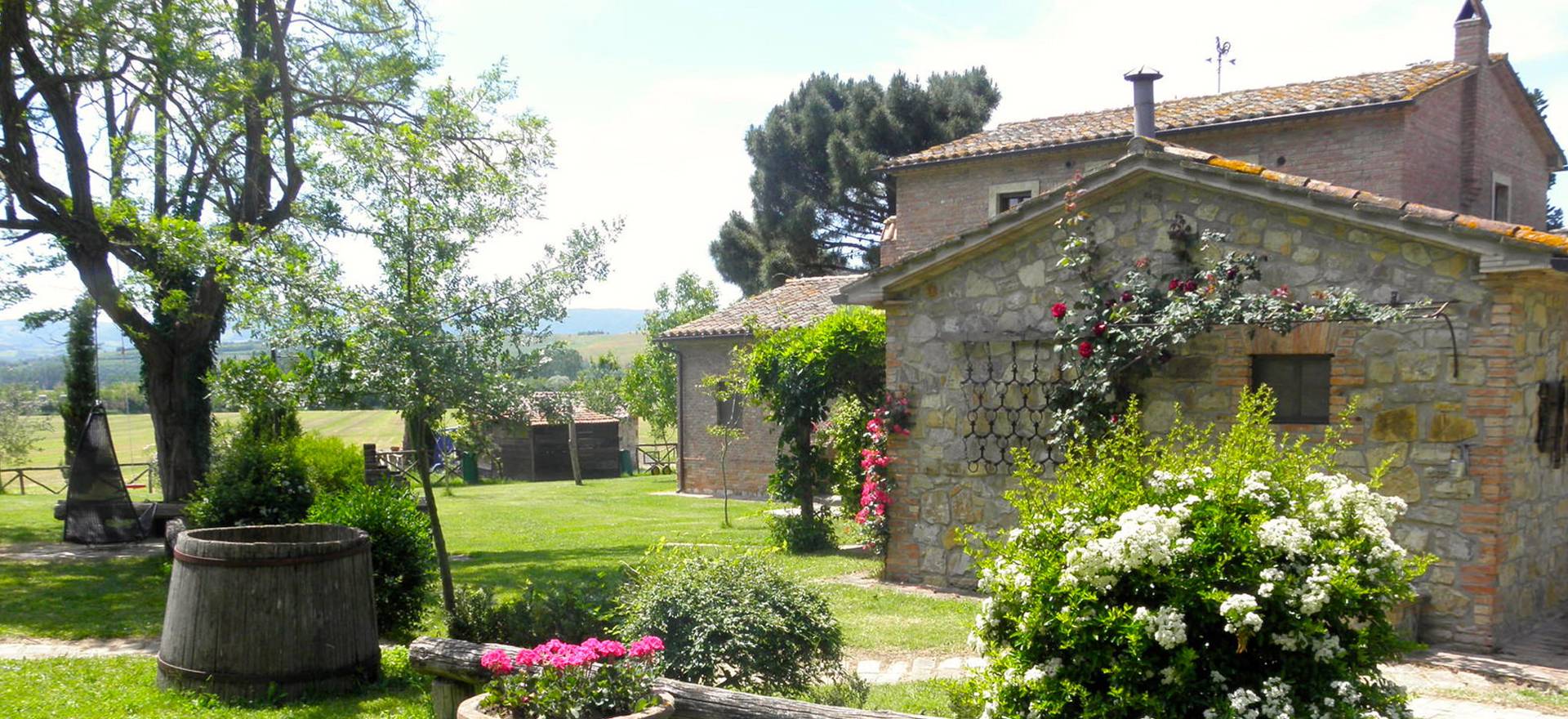 Agriturismo Umbria Cozy and child-friendly Agriturismo - Farmhouse in Umbria