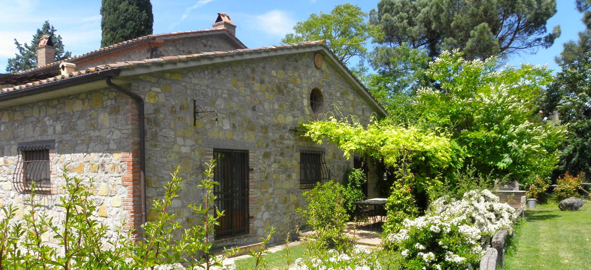 Agriturismo Umbria Cozy and child-friendly Agriturismo - Farmhouse in Umbria