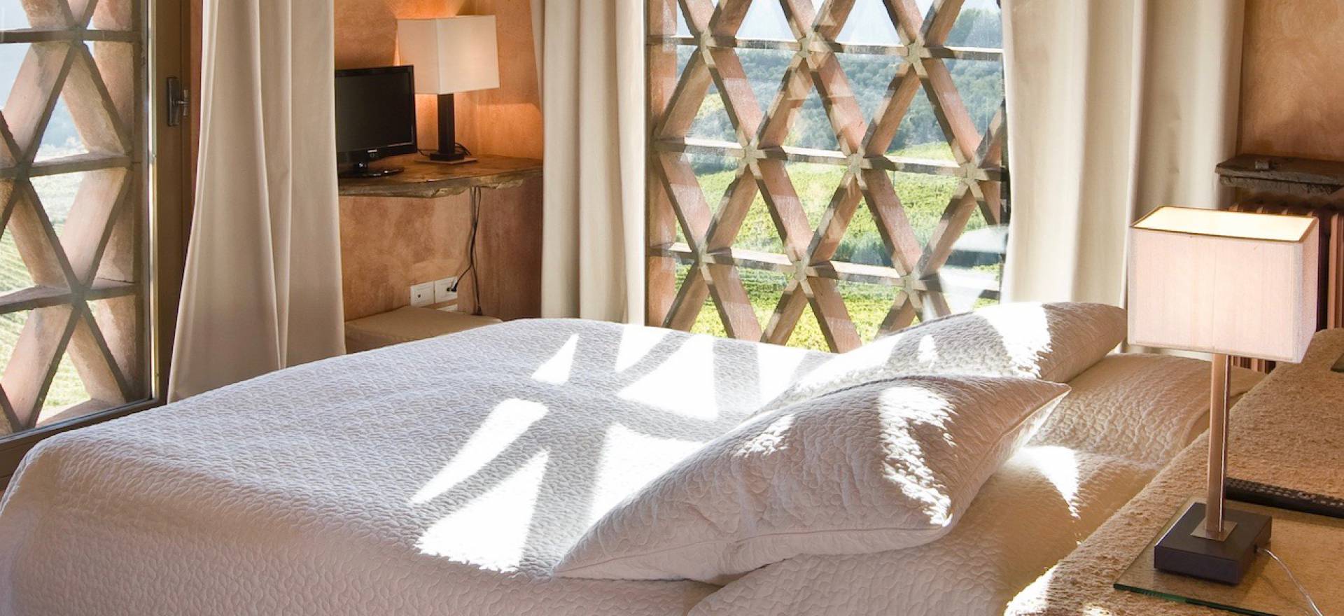 Agriturismo Tuscany Exceptional agriturismo and winery in Tuscany