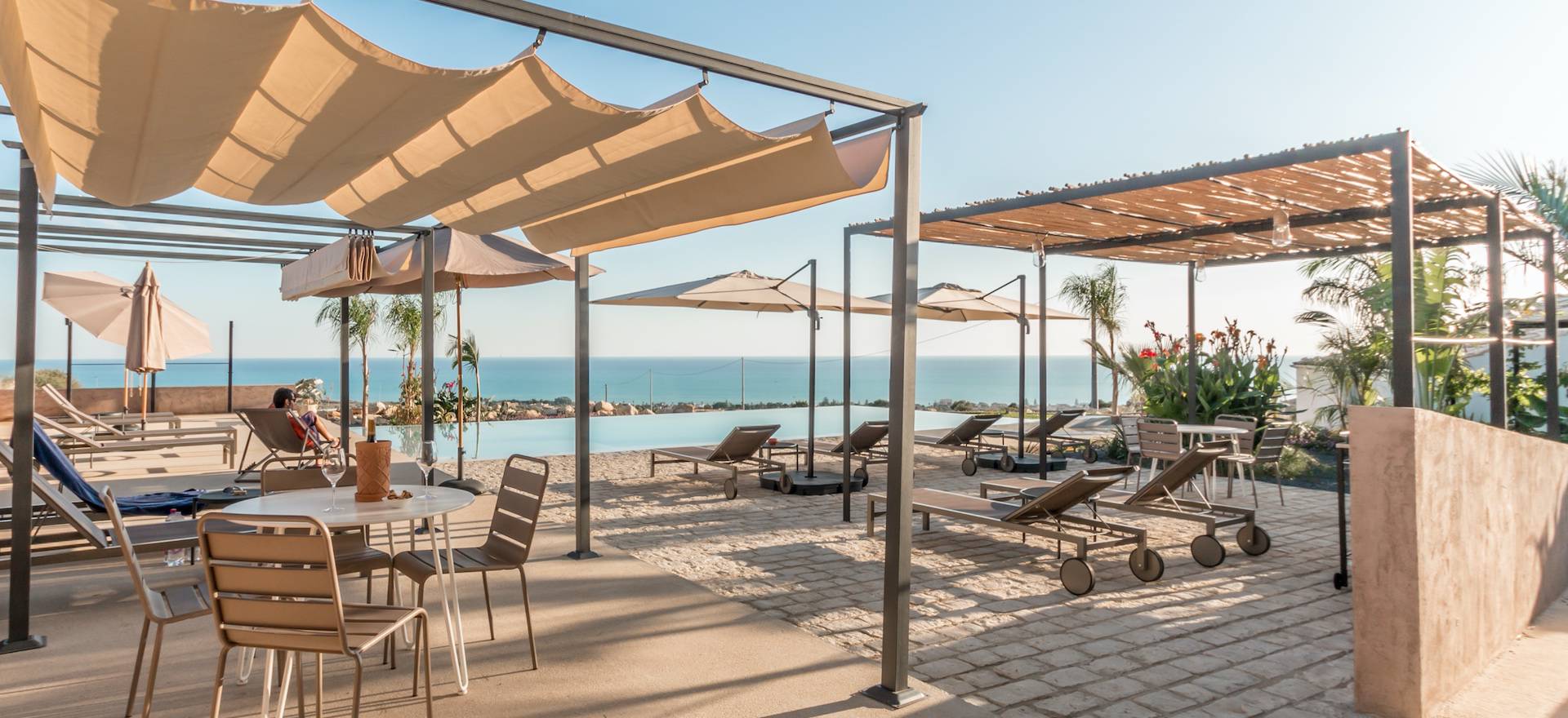 Agriturismo Sicily Great Sicilian hospitality and sea views!