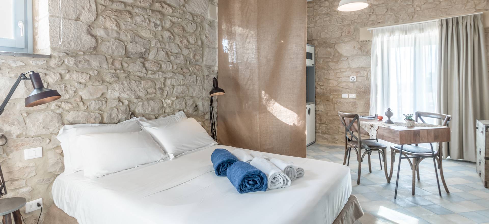 Agriturismo Sicily Great Sicilian hospitality and sea views!