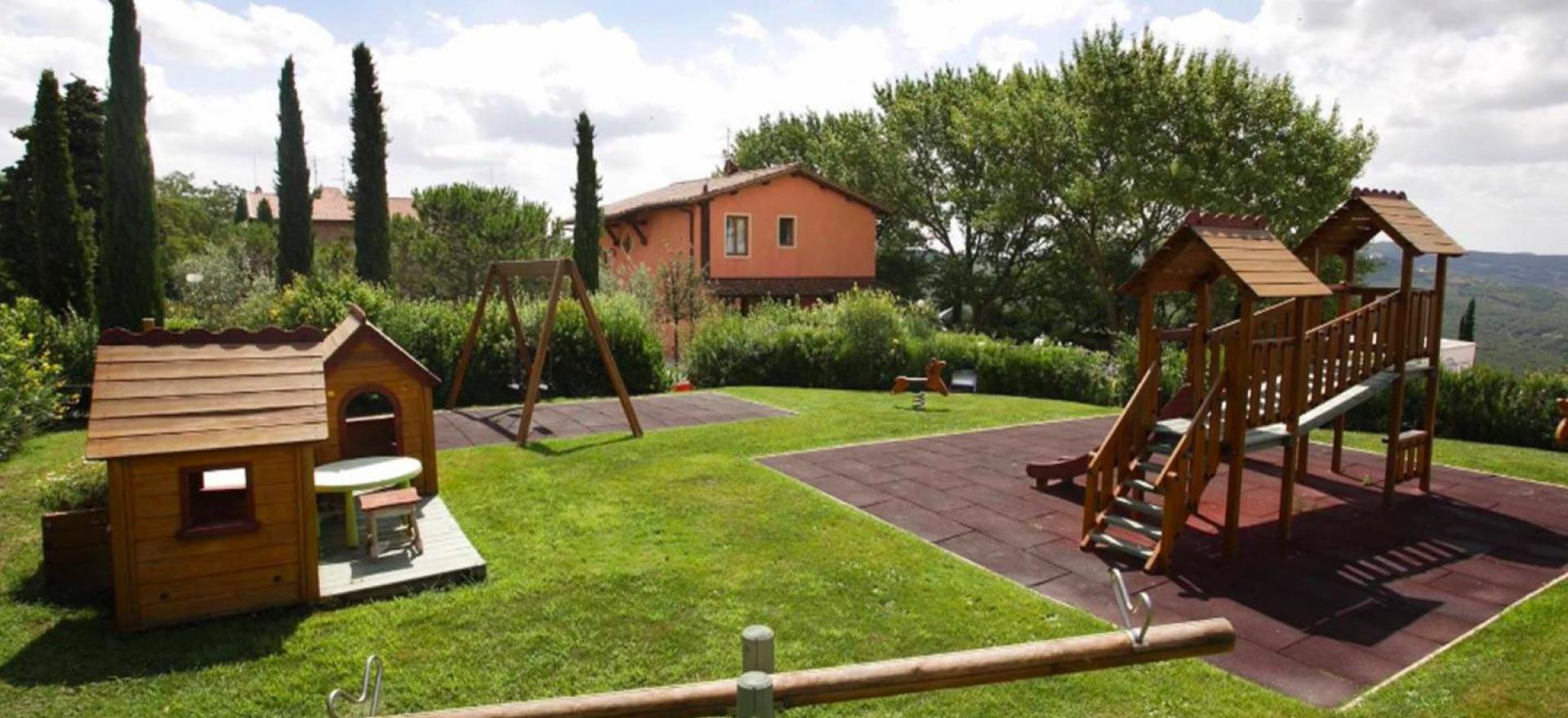 Agriturismo Tuscany Large agriturismo in Tuscany with stunning views
