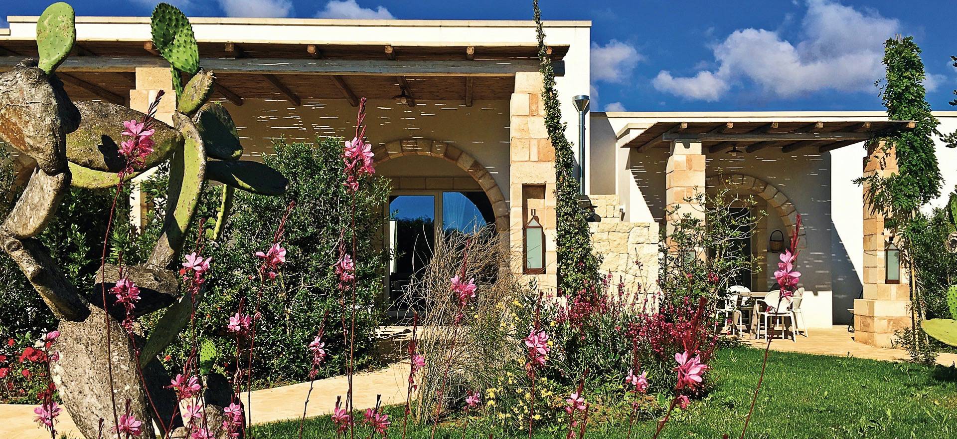 Agriturismo Puglia Luxury agriturismo at walking distance from the beach