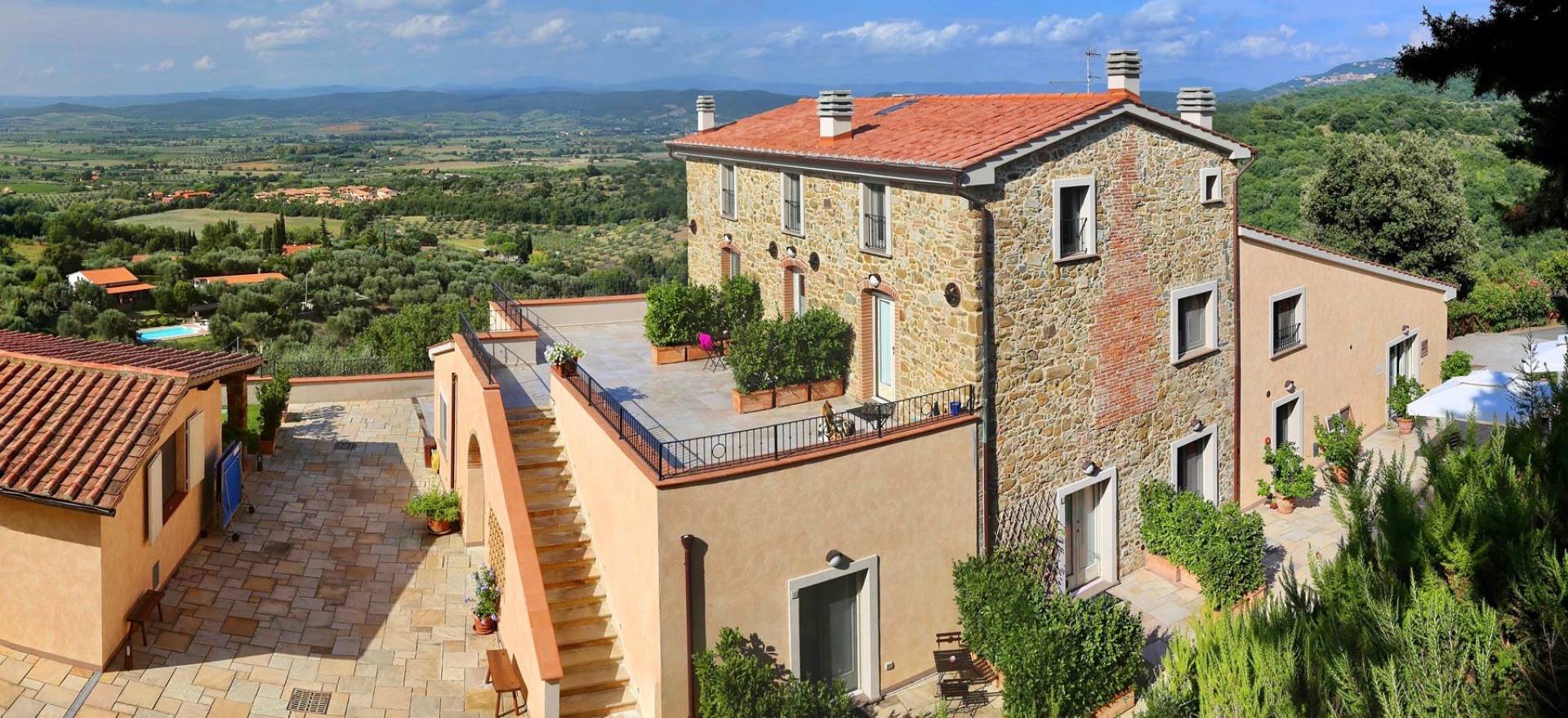 Agriturismo Tuscany Luxury agriturismo near the sea in Tuscany