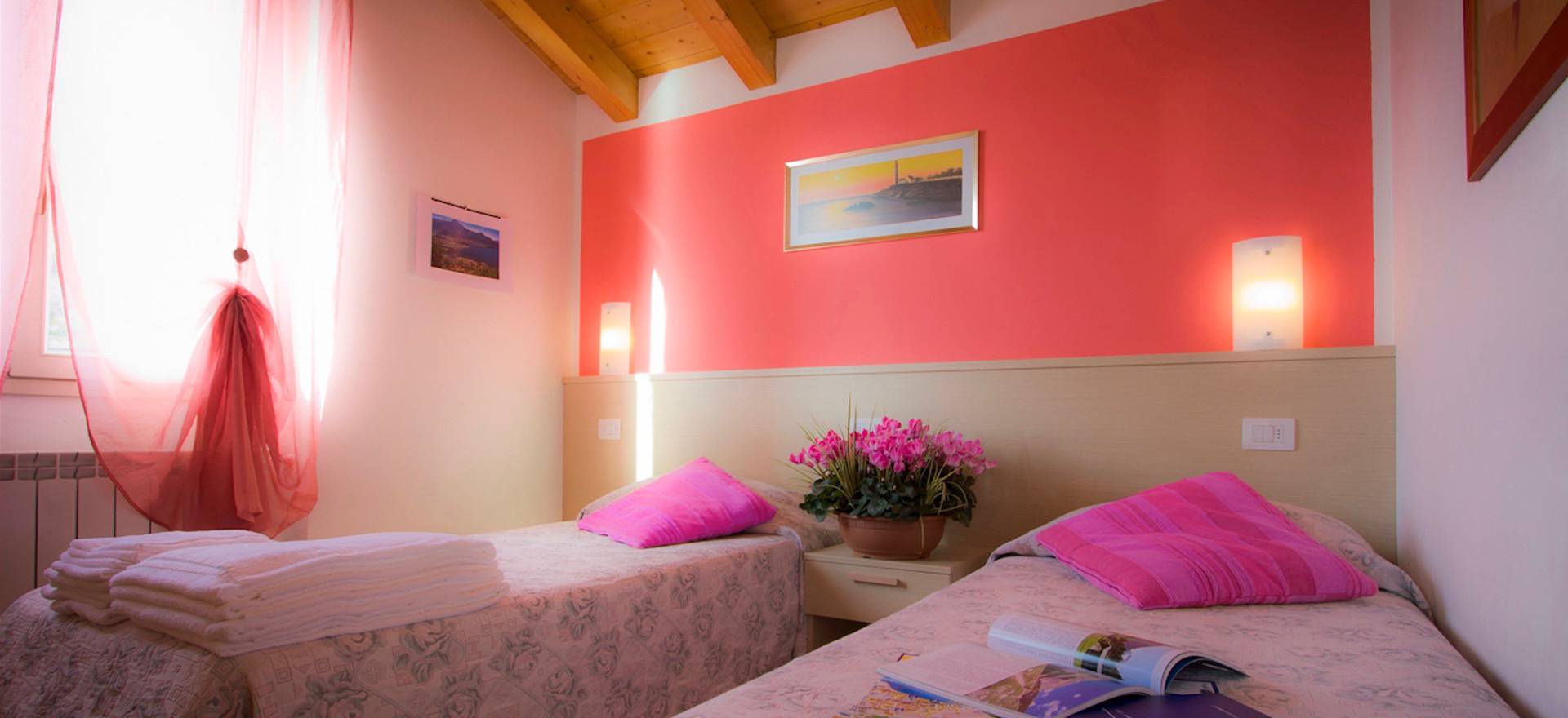 Agriturismo Lake Como and Lake Garda Residence lake Como, child-friendly and amazing views