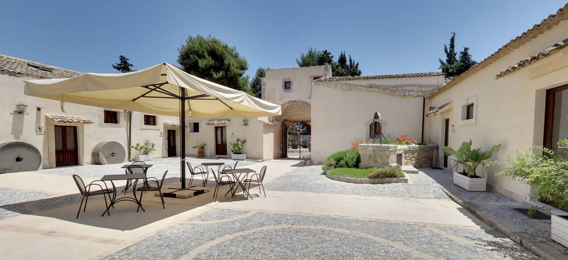 Agriturismo Sicily Sicilian citrus agriturismo near the beach